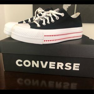 NEW LIMITED EDITION CONVERSE ❤️